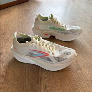 Brooks Hyperion Max 3 - Size 11